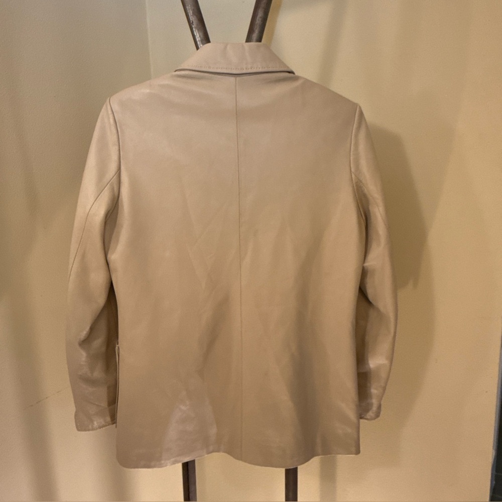Balmain Paris Beige Women's Blazer - Elegant Neutral Tan NEW never worn. S - Picture 3 of 6